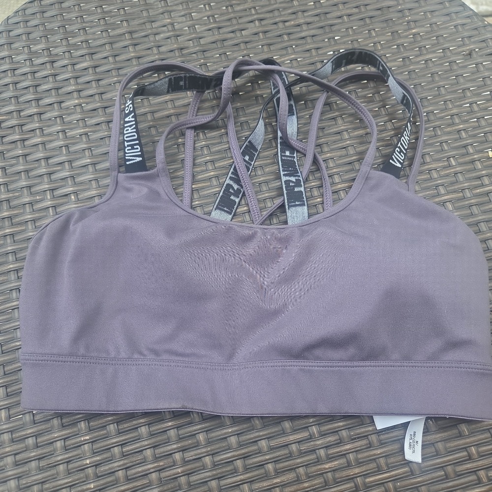 Victoria Sport Sports Bra Womens Medium Purple Strappy Crossback Workout Support